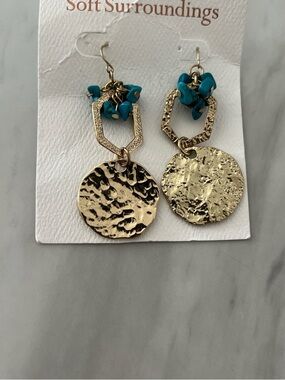 Turquoise stone earrings